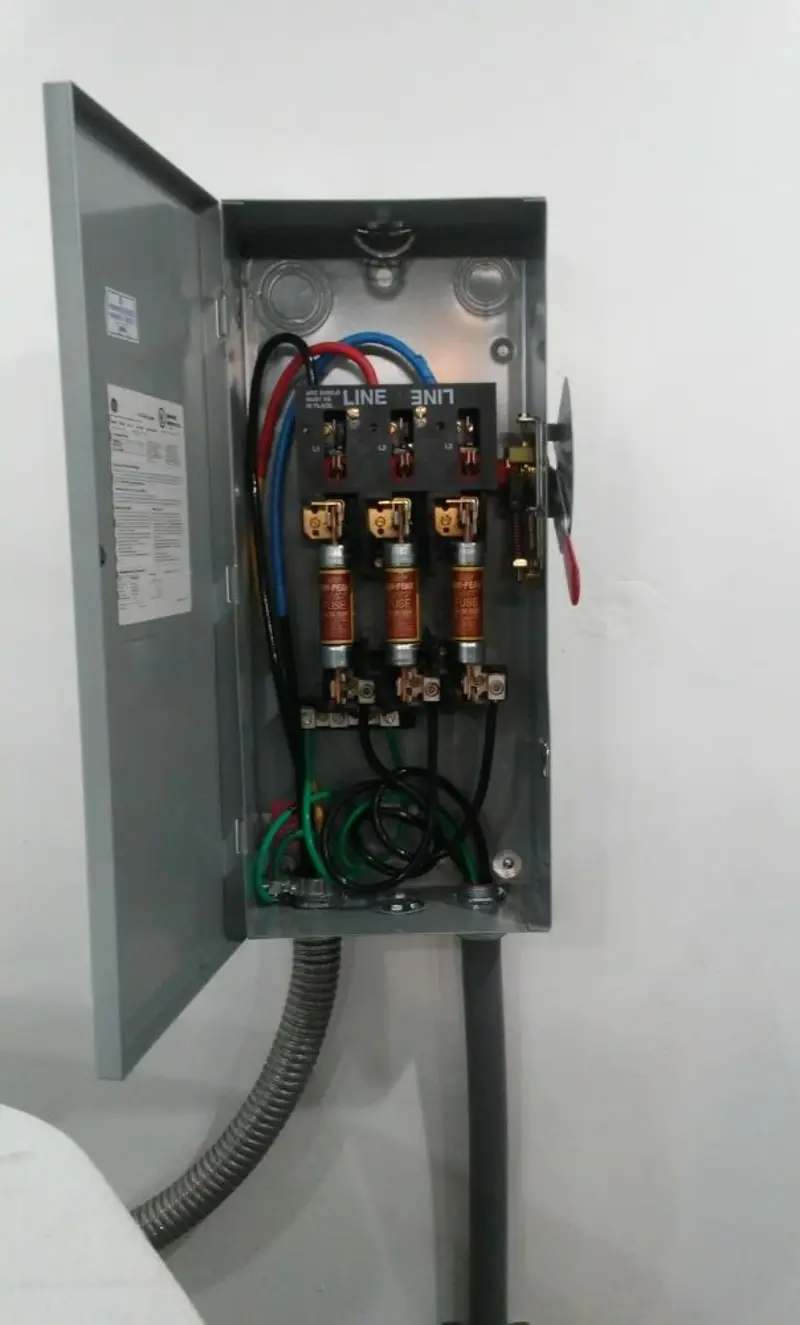 Three-phase disconnect switch installed for Electrical Wiring & Rewiring in South Brooksville
